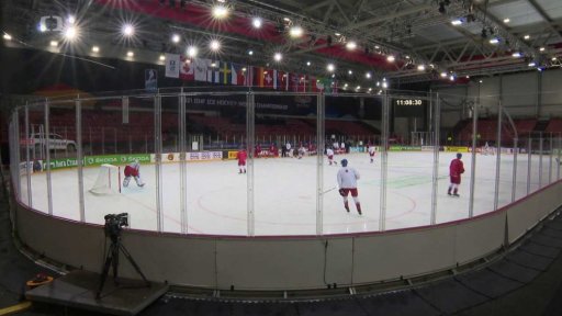 Letos je bez diváků