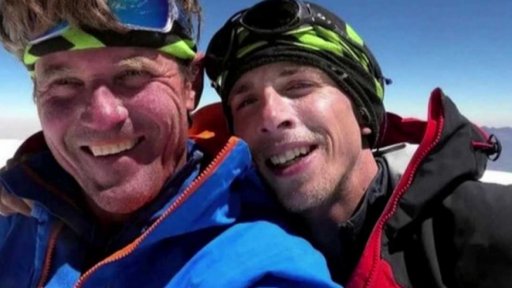 Čeští horolezci zahájili sestup