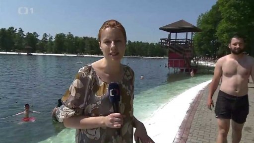 Konec tropického víkendu