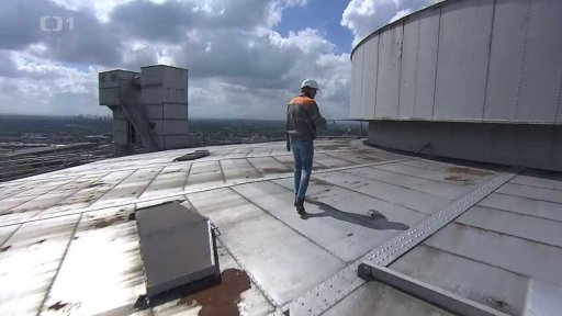 Bourání plynojemu v Ostravě