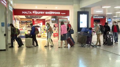 Omezení vstupu na Maltu pro neočkované