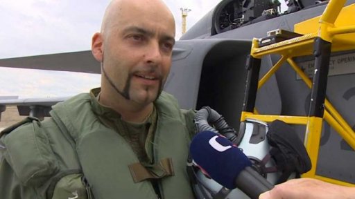 Nový předváděcí pilot stíhačky JAS-39 Gripen