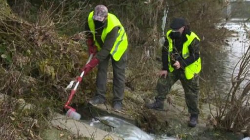 Vyšetřovací komise k otravě řeky Bečvy