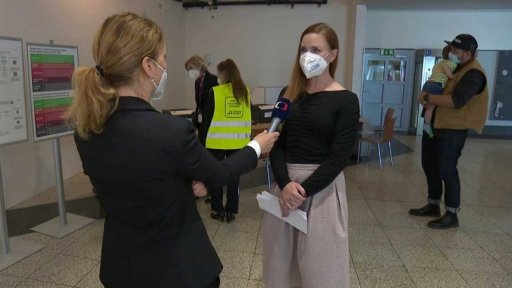 (Ne)dodržování opatření na letišti