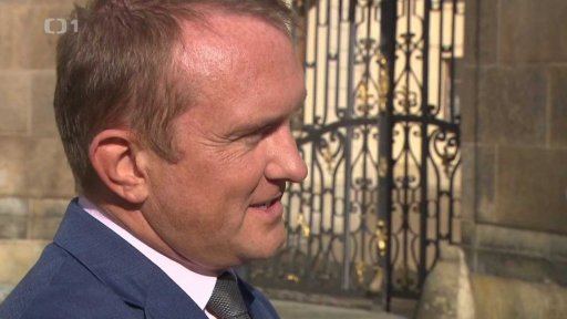 Výslechy okolí Miloše Zemana