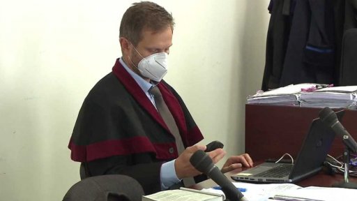 Trest pro soudce Elischera