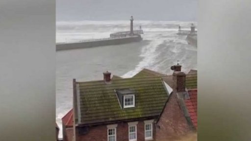 Bouře Arwen v Británii