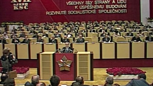 Stíhaní bývalých představitelů KSČ