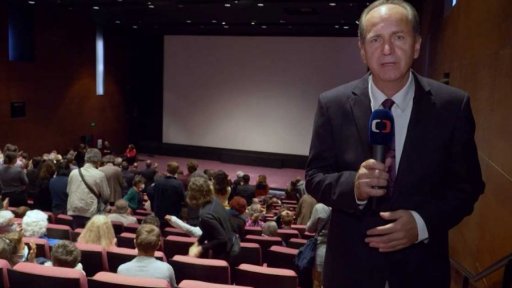 Premiéra snímku Přes hranici