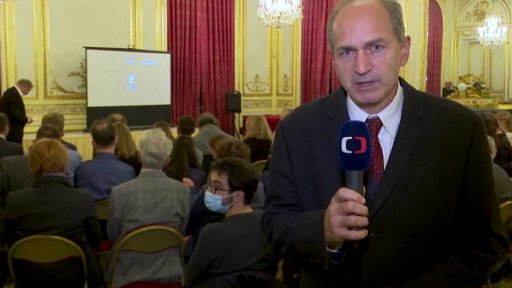 Dokument o M. Kunderovi