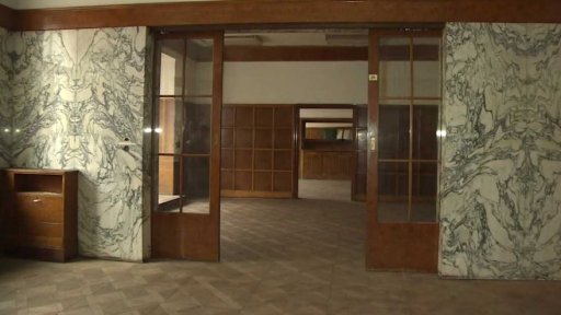 Prohlídka Loosových interiérů v Plzni