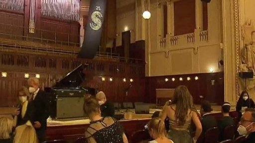 Vrcholí Struny podzimu