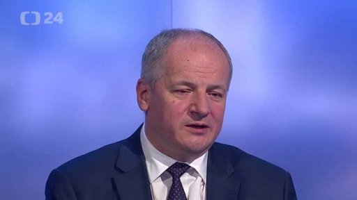 Premiérova cesta do Maďarska a vývoj epidemie