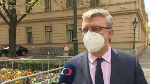 Spor o nákupu bojových vozidel