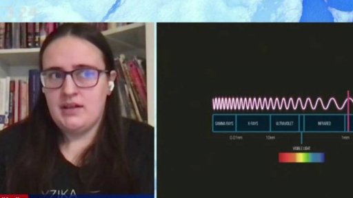 Pátrání po červí díře