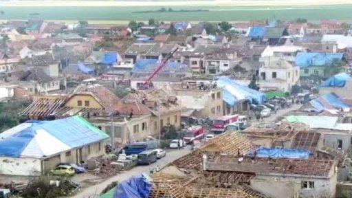 Následky tornáda v Hodoníně