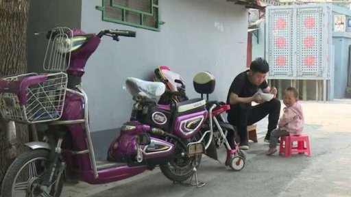 Čína povolí lidem mít třetí dítě + rozhovor s F. Jiroušem