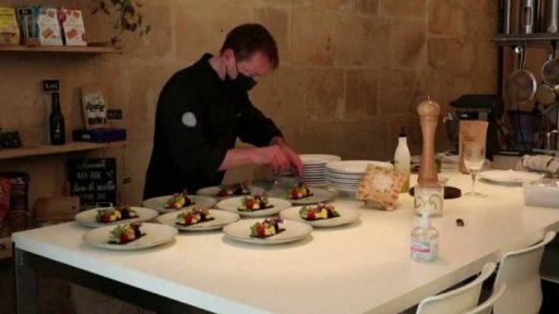 Brouci a červi jako potravina budoucnosti