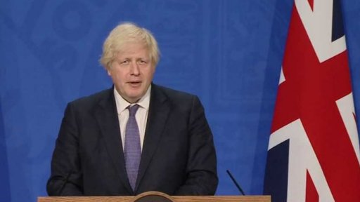 Řada evropských zemí se vrací k restrikcím + rozhovor s J. Černým