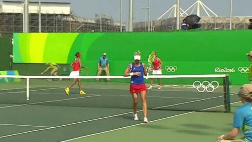 Nejasnosti kolem osudu čínské tenistky + rozhovor s L. Hradeckou