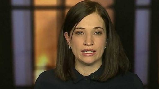 Komunisté podpořili vládu, nouzový stav trvá dál