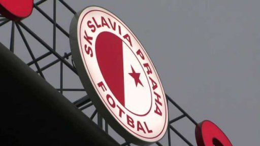 Mediální přestřelka: spory o novinářské akreditace