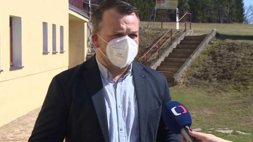 Kauzy: lánský puč