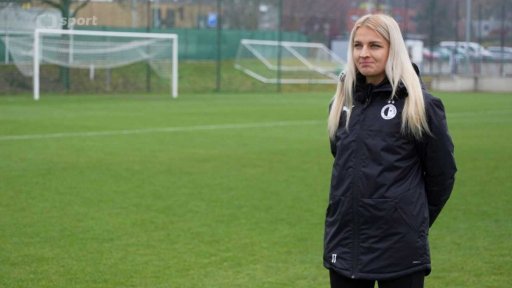 Gabriela Šlajsová - obránkyně České fotbalové reprezentace