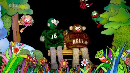 Jů Hele, Muf a Fámula zpívají Píseň mávací.