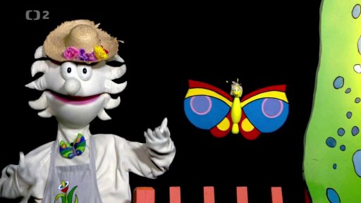 Pip pošle dětem speciální květinovou fotopohlednici.