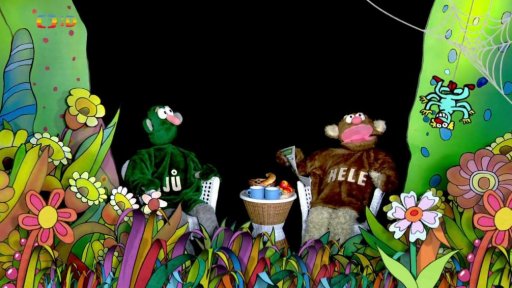 Jůheláci čtou Paloukovník.