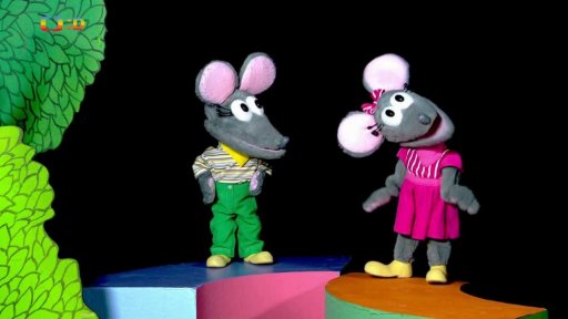 Sochař Mufalberto vykousal sýrovou sochu Mufa.