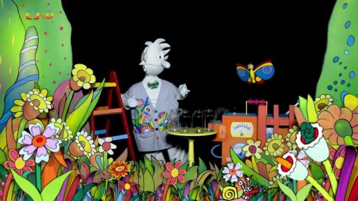 Pip předvádí Otylce zavařená světluščí světýlka.