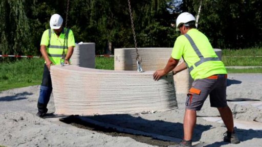 Slavnostní otevření 3D tištěného parkourového hřiště
