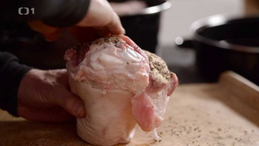 Pomalu pečené maso I.