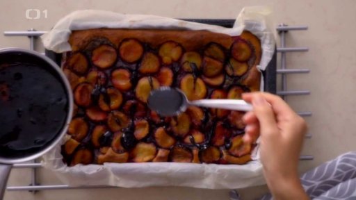 Kynutý koláč se švestkami a mákem - 2. část