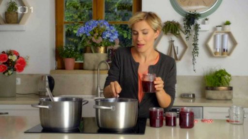 Švestkový džem s ořechy - 2. část + Švestková chilli omáčka - 2. část