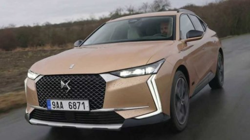 DS 4: francouzská extravagance