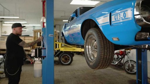 Nadšenec a renovátor starých amerických vozů