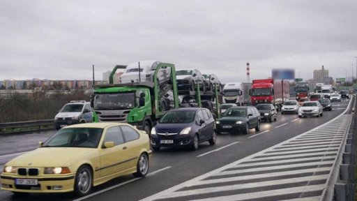 Záchranářská ulička a zip