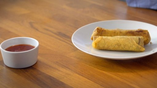 Jarní závitky s mletým kuřecím masem a zeleninou