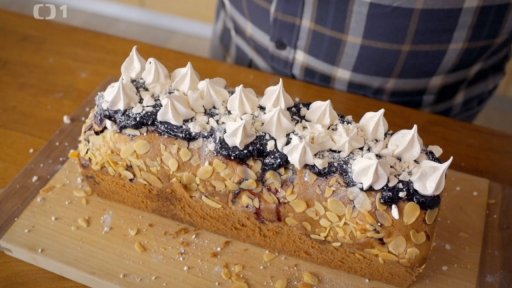 Tvarohový chlebíček s borůvkami a tymiánem