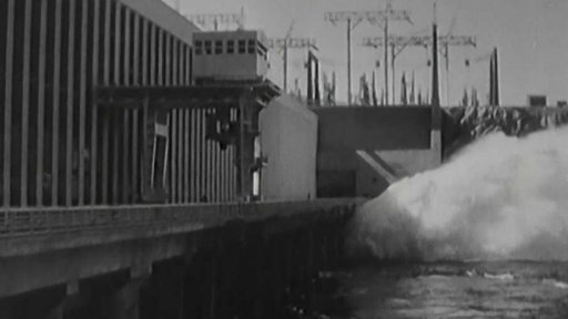 První elektřina z Asuánu