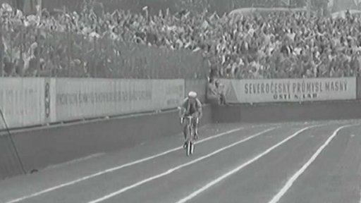 Letošní cyklistický Závod míru končil v Praze