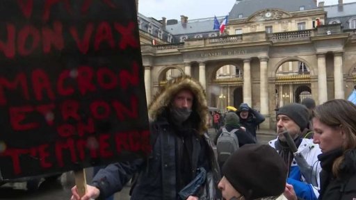 Demonstrace proti novým opatřením ve Francii