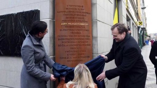 Pamětní deska Milady Horákové