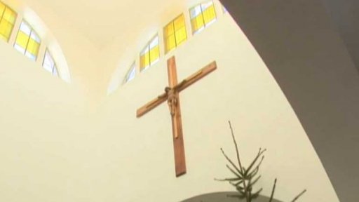 Na Slovensku přibývá lidí bez vyznání