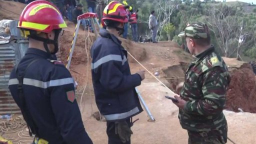 Záchrana chlapce v Maroku