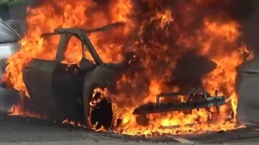 Nehořlavá vodní baterie