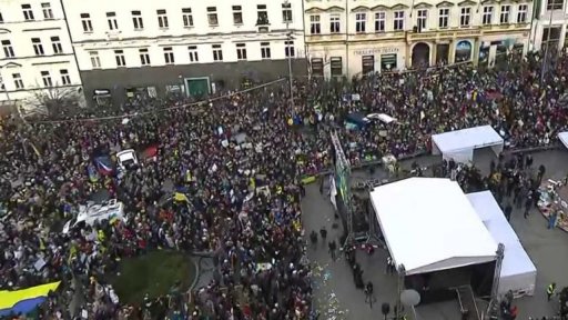 Demonstrace v Praze a Brně